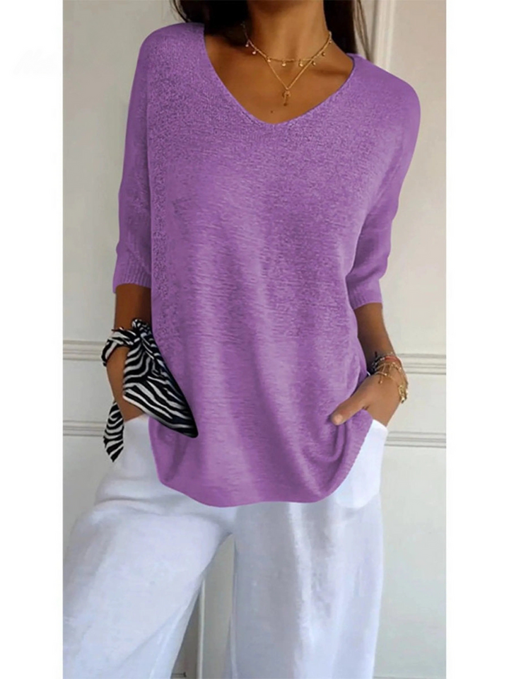 Woman's Solid Color Knitted 3/4 Sleeve V-neck Top