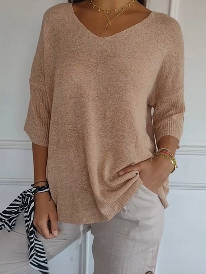 Woman's Solid Color Knitted 3/4 Sleeve V-neck Top