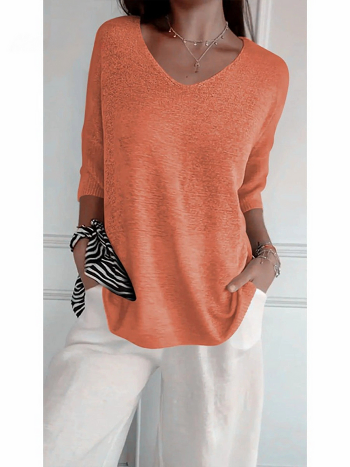 Woman's Solid Color Knitted 3/4 Sleeve V-neck Top