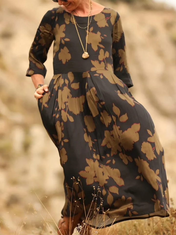 Comfortable Pleated Cotton and Linen Dress