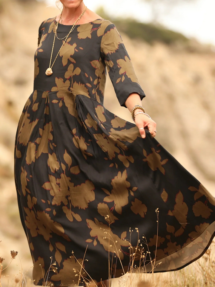 Comfortable Pleated Cotton and Linen Dress