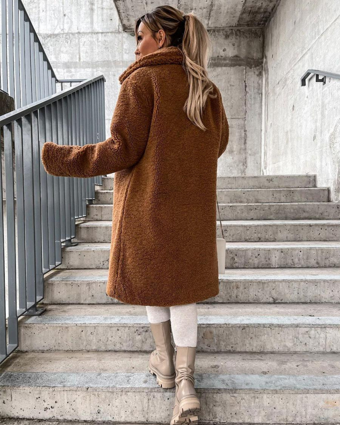 SUPREME SOFT TEDDY COAT