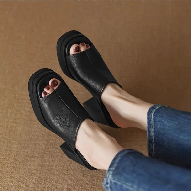 Vittoria | Stylish Platform Clogs