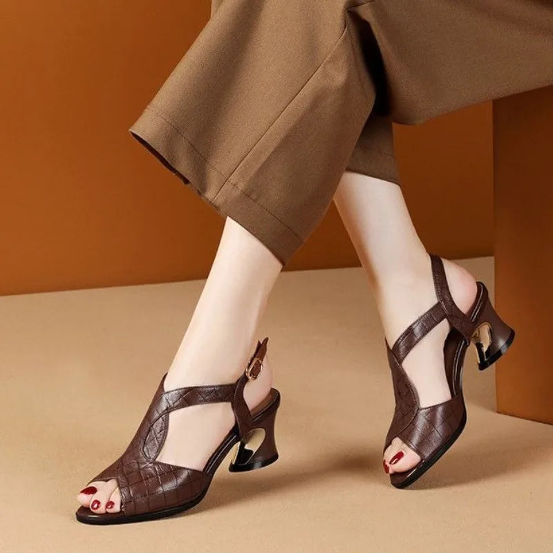 Giada | Chic Sandals Featuring a Sculptural Heel