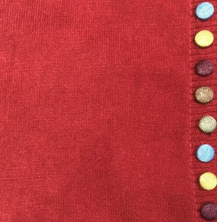 COLOR-BUTTON KNIT VEST